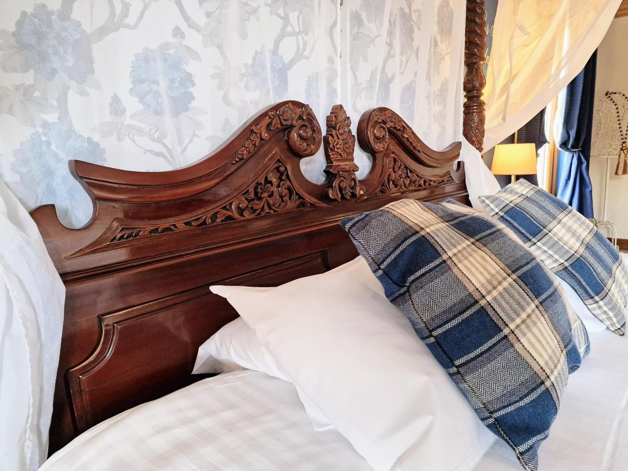 Lomond 5 With Private Hot Tub - Fife - Loch Leven - Lomond Hills - Pet Friendly Villa Kelty Exterior photo